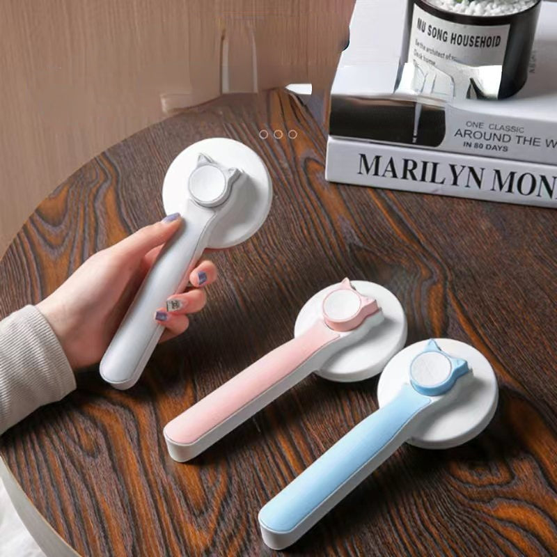 Self-Cleaning Grooming Brush