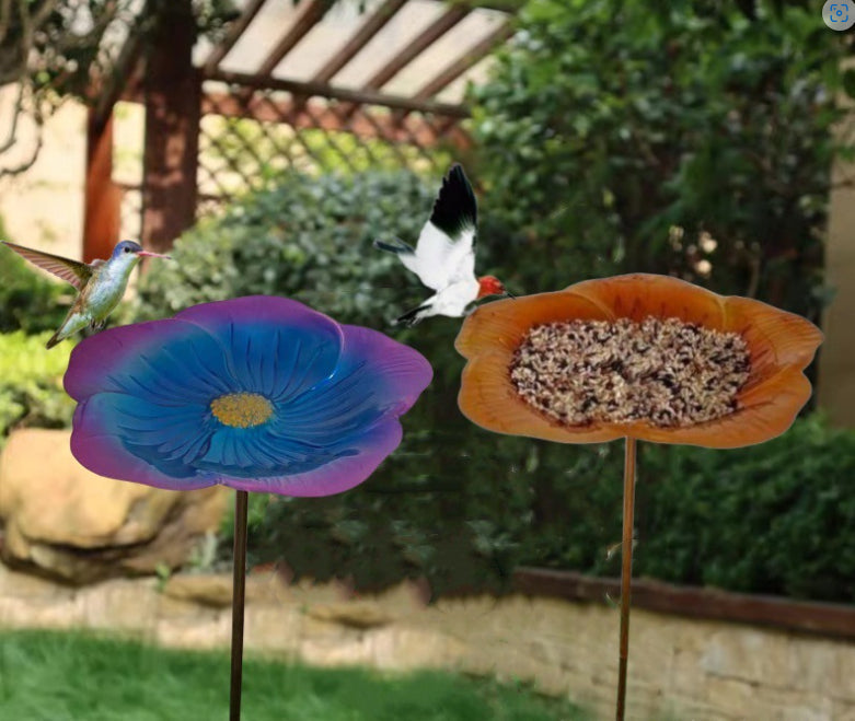 Metal Flower Bird Feeder with Shepherd Hook