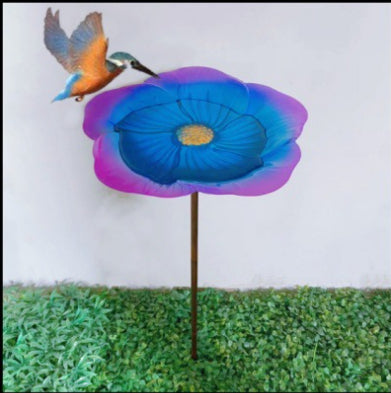 Metal Flower Bird Feeder with Shepherd Hook